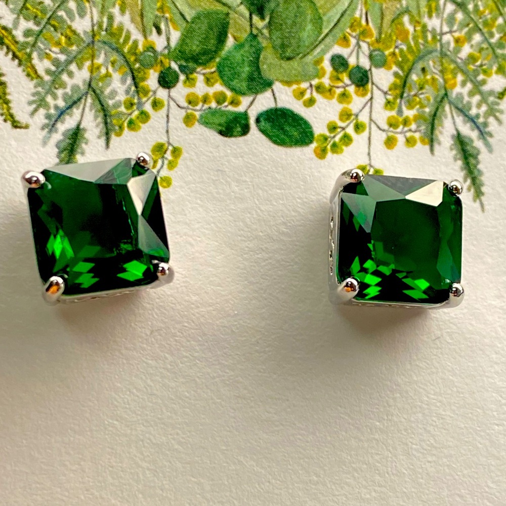 COPY - Demure square emerald green stud earrings